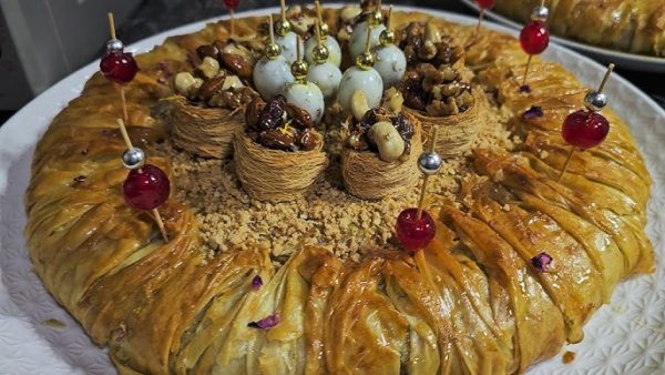 بسطيلة بالدجاج واللوز